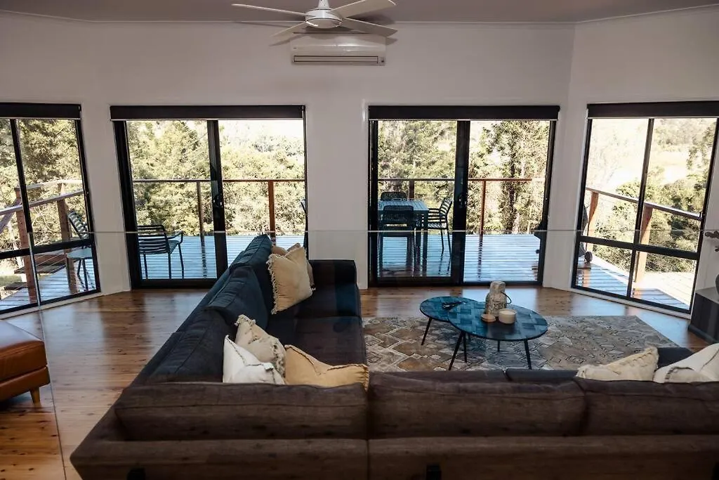 Holiday home Hinterland Escape With Views And Creek Frontage Villa Obi Obi Australia